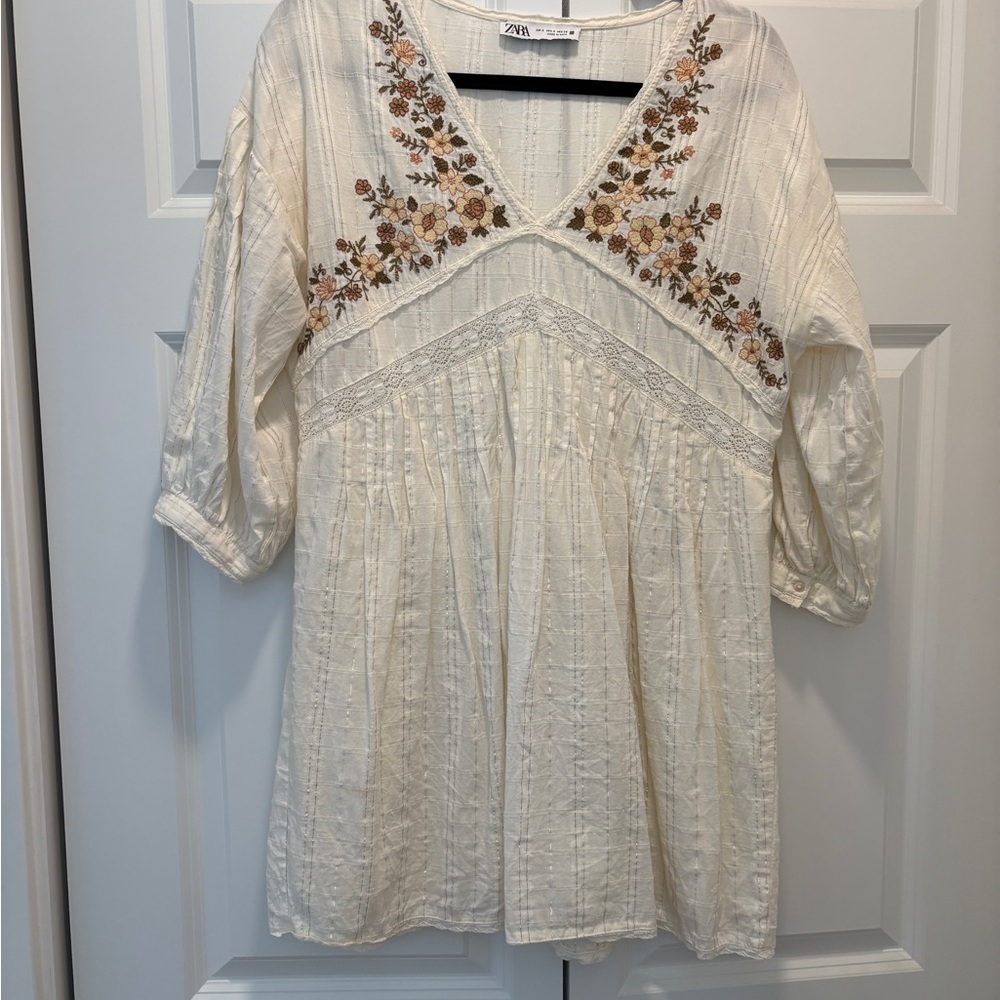 Zara Cream Floral Embroidered Blouse